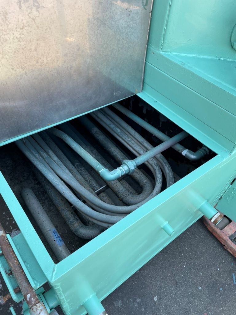 ノンブラシ自動洗壜機（半自動）																						の画像