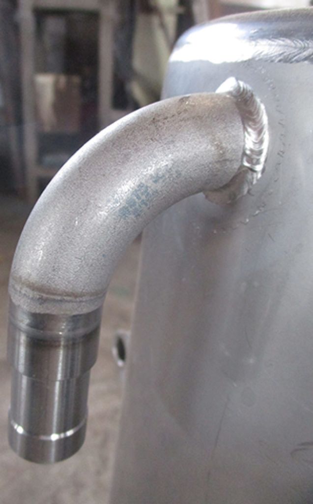 ステンレス発酵タンク（2基あり）の画像