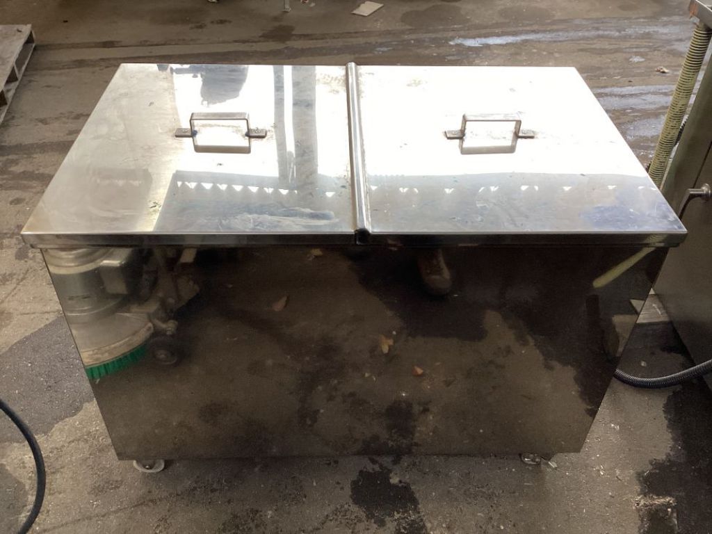 殺菌水槽の画像