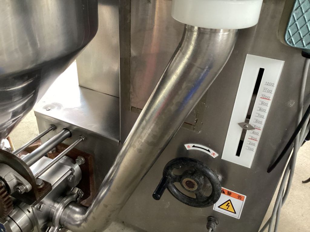 低ホッパー充填機の画像