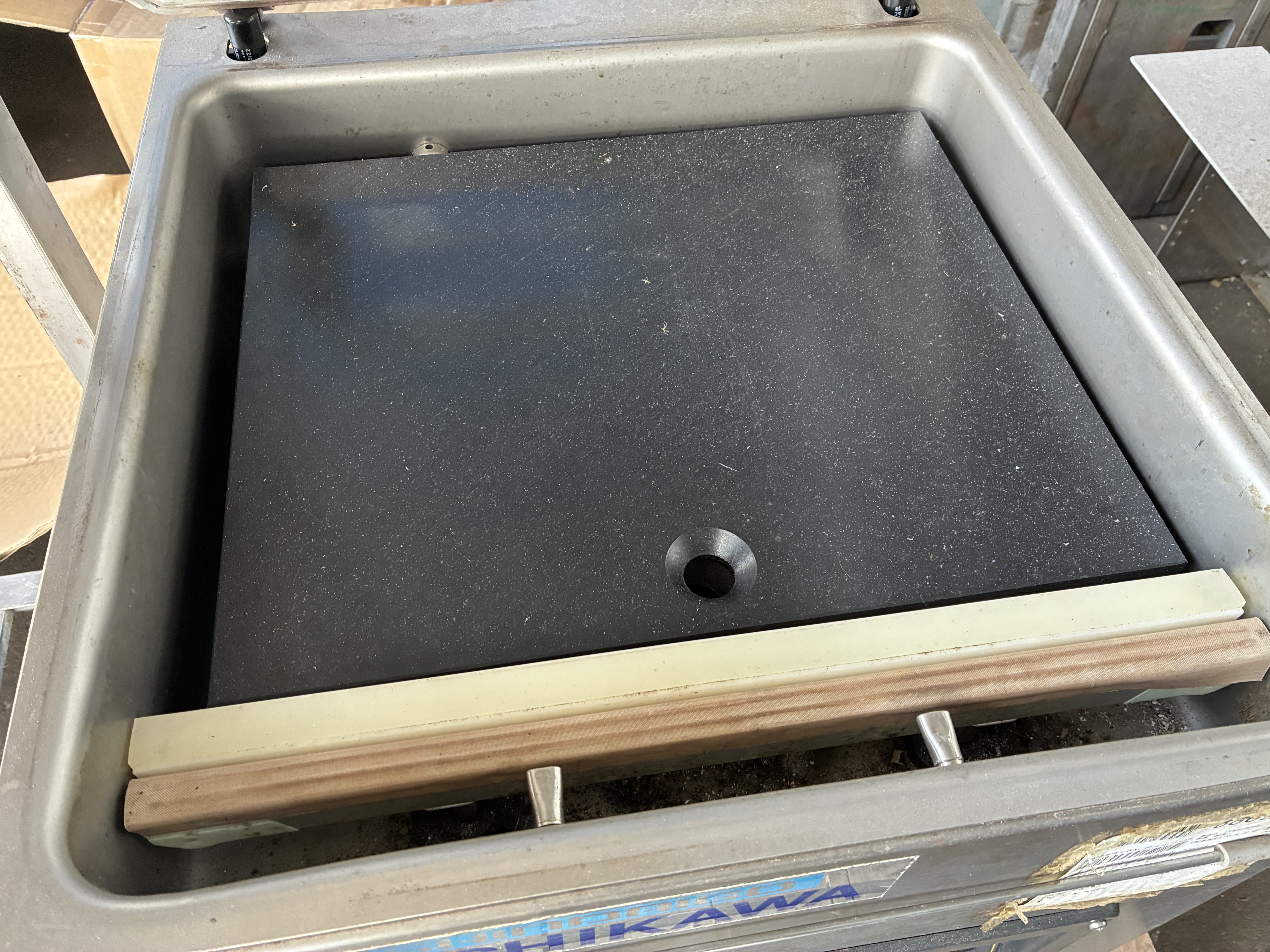 卓上型真空包装機の画像