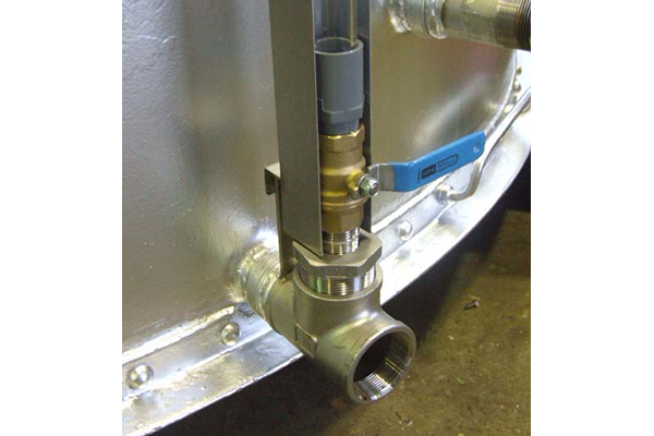 液量ゲージ取付